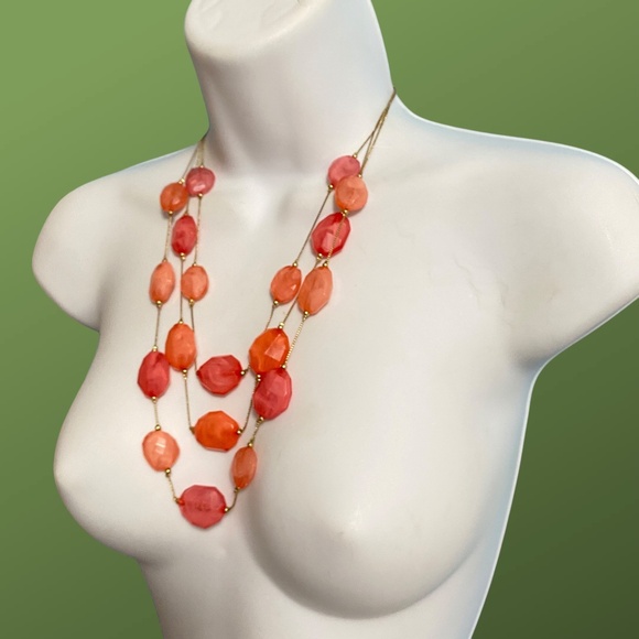 CHICO"S Triple Strand Statement Necklace Orange Arcrylic Beads Gold Tone - Picture 3 of 7
